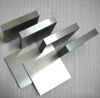 高強度冷擠壓模具材料